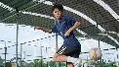 “利雅得新月强势出击，8胜6负，能否一役定乾坤，尽显王者风范？”