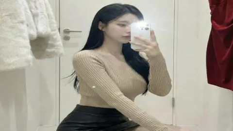 莱比锡4-0横扫奥格斯堡，德甲第5轮焦点战报与亮点回顾